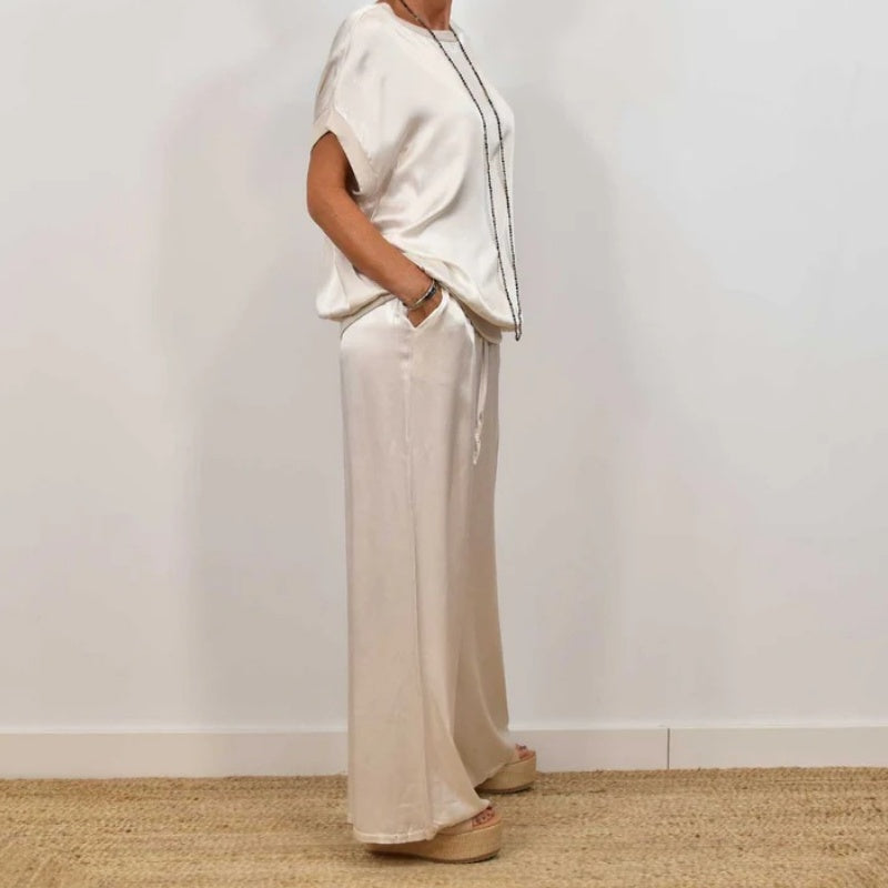 Rita Elegant Two-Piece Set | Flowing Blouse and Wide-Leg Pants